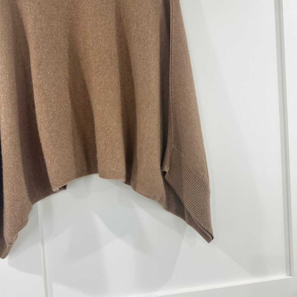 Subtle Luxury poncho cashmere sweater one size be… - image 4