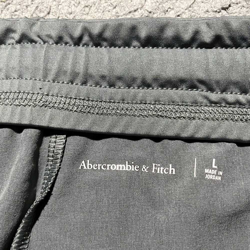 Abercrombie & Fitch Gray Polyester Stretch Gym Dr… - image 6