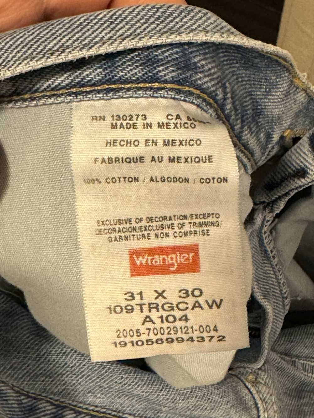 Wrangler Classic Fit Jean - image 4