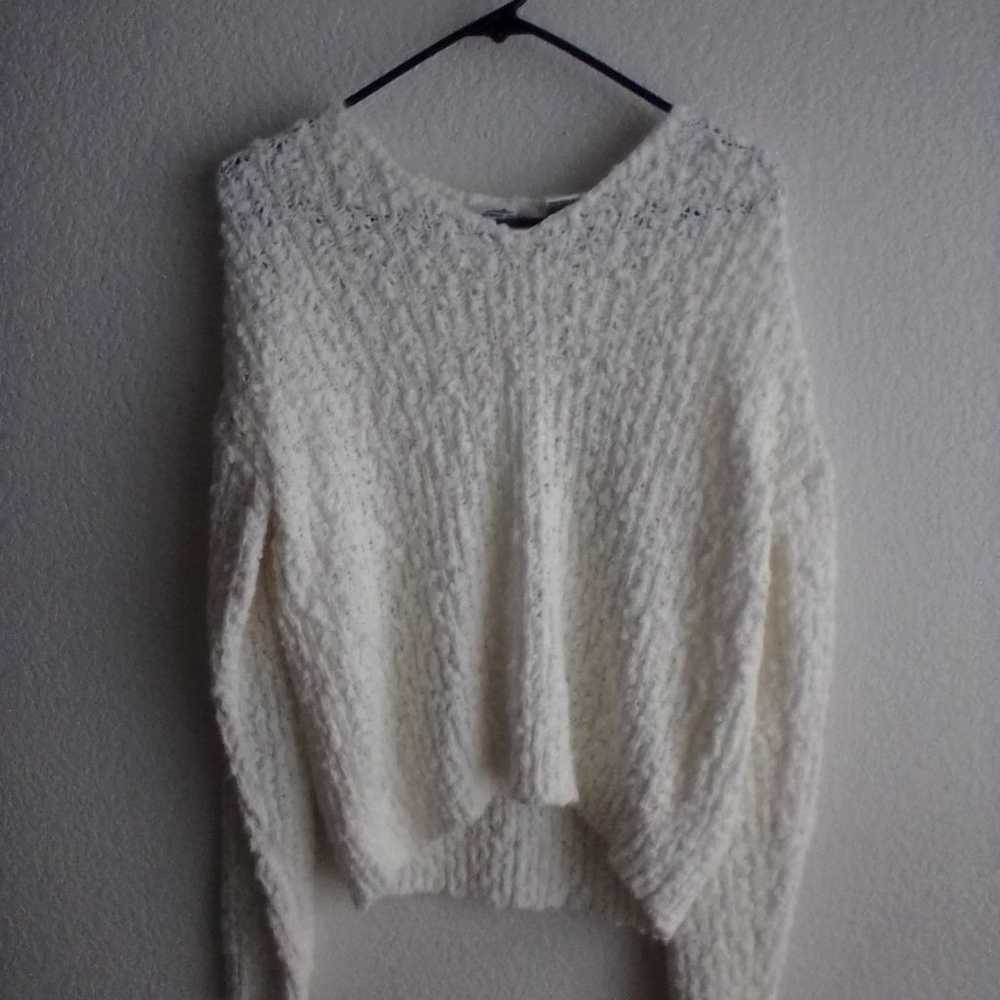 Long Sleeve Vintage Sweater - image 1