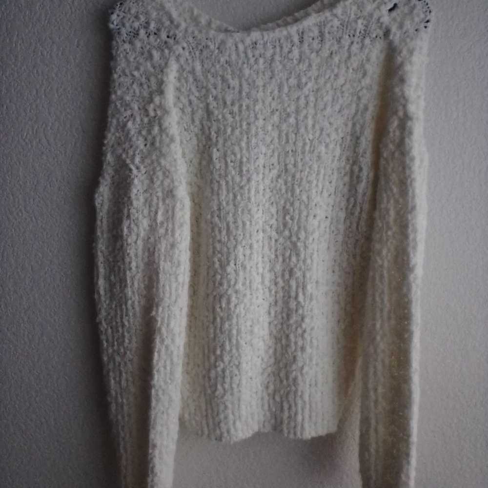 Long Sleeve Vintage Sweater - image 2