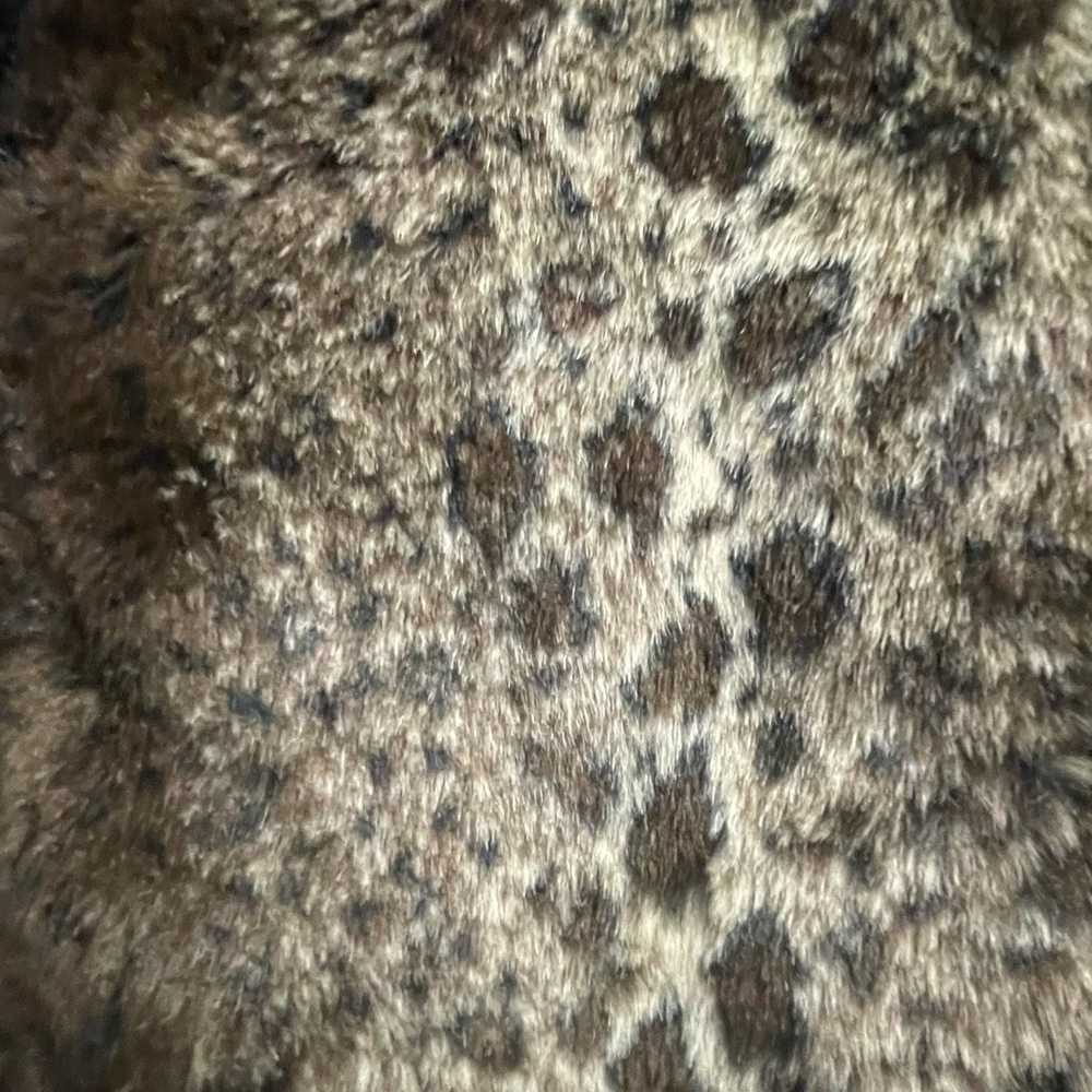 VTG Faux Fur Cheetah Zip Sweater Serengeti - image 2