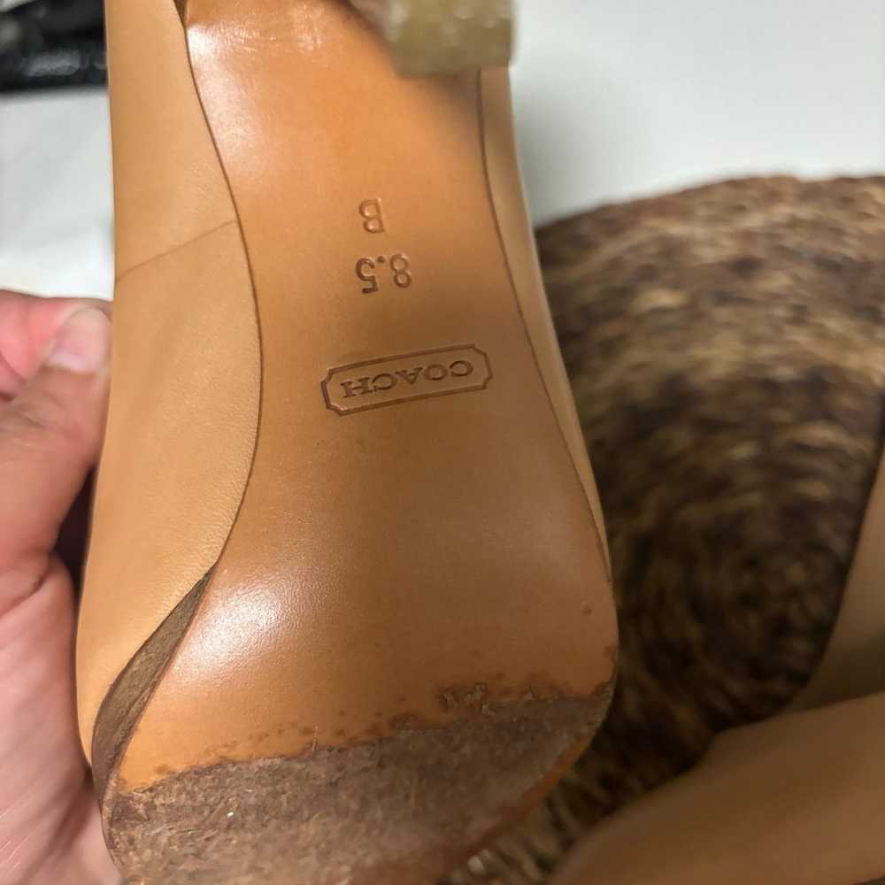 Coach tan heels size 8.5 - image 5