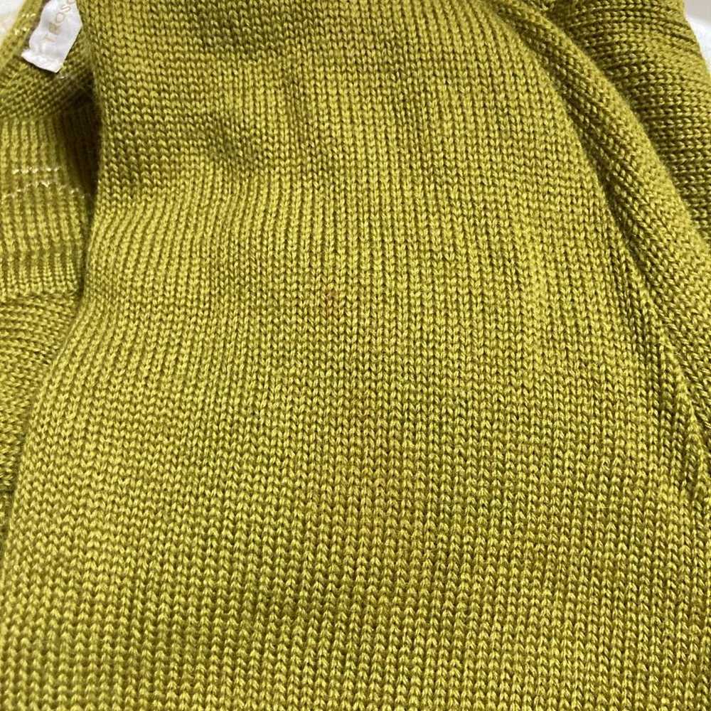 Vintage Ladies' Knit Sweater V-Neck Wrap Knit Mad… - image 6