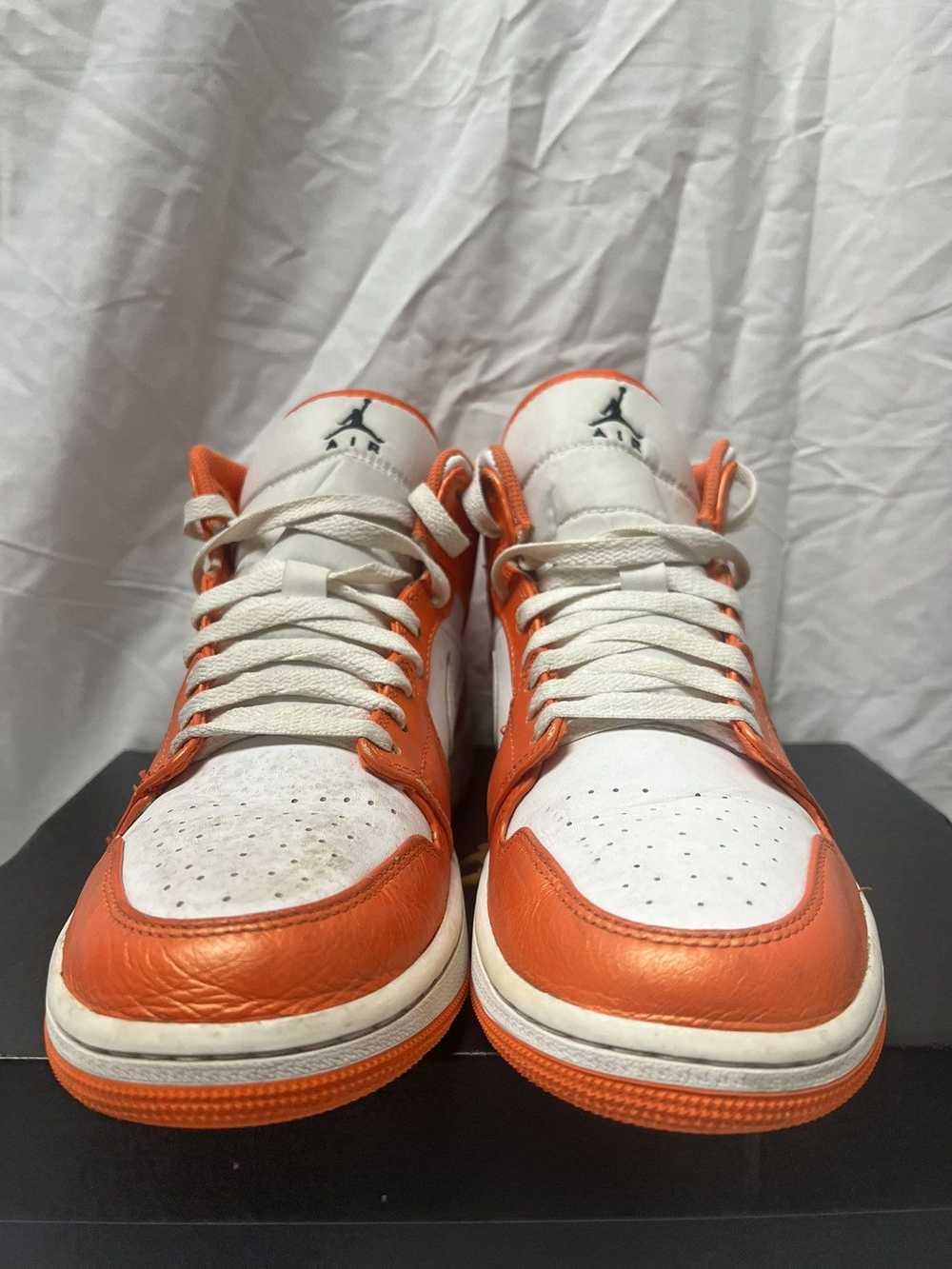 Jordan Brand Jordan 1 Mid “Metallic Orange” - image 5