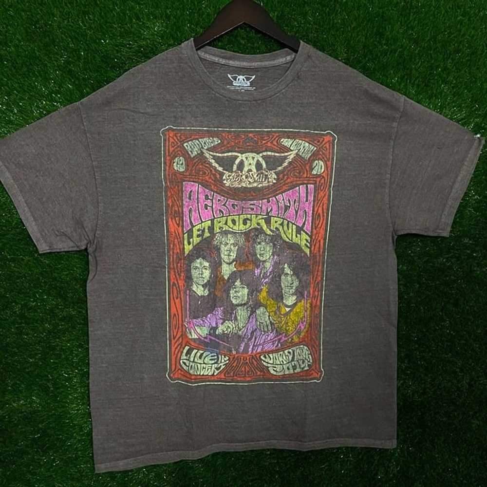 Aerosmith  in concert T-shirt size L - image 1