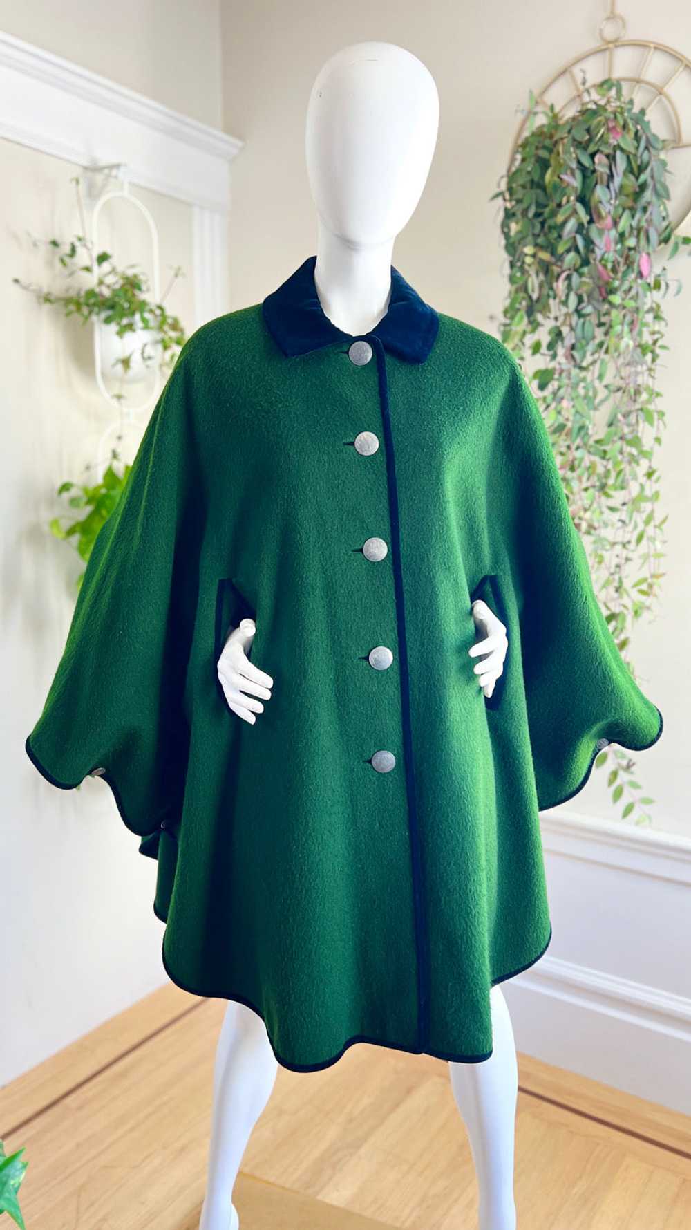 1970s Austrian Wool Cape | small/medium/large/x-l… - image 5