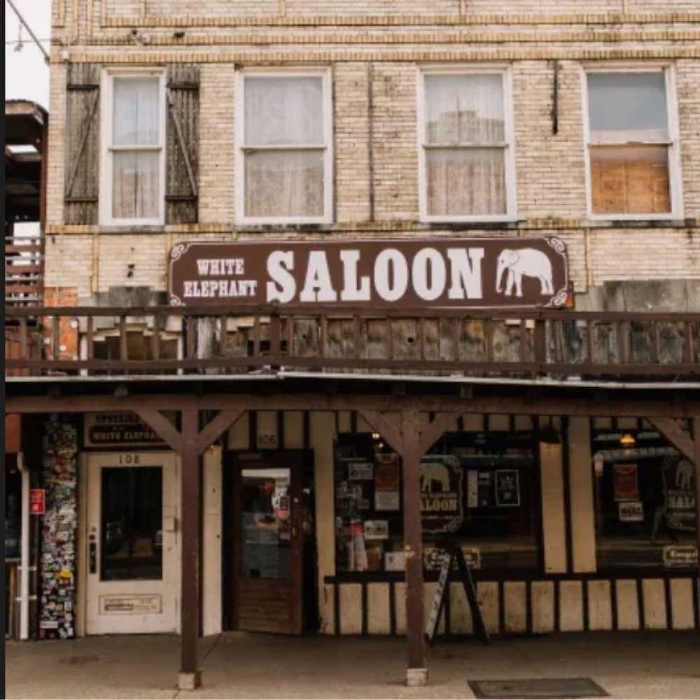 70's Vintage WhiteElephantSaloon T-shirt - image 10