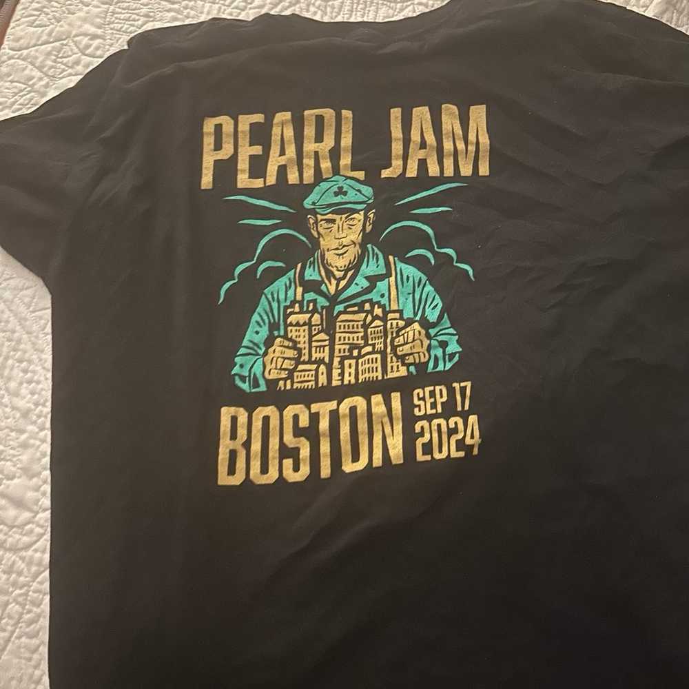 Pearl Jam Boston 2xl shirt 2024 - image 1