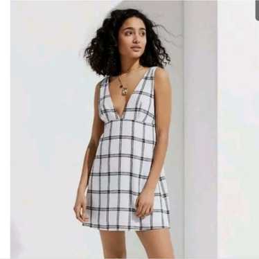 Urban Outfitters Plaid Breezy Plunging Linen Mini 