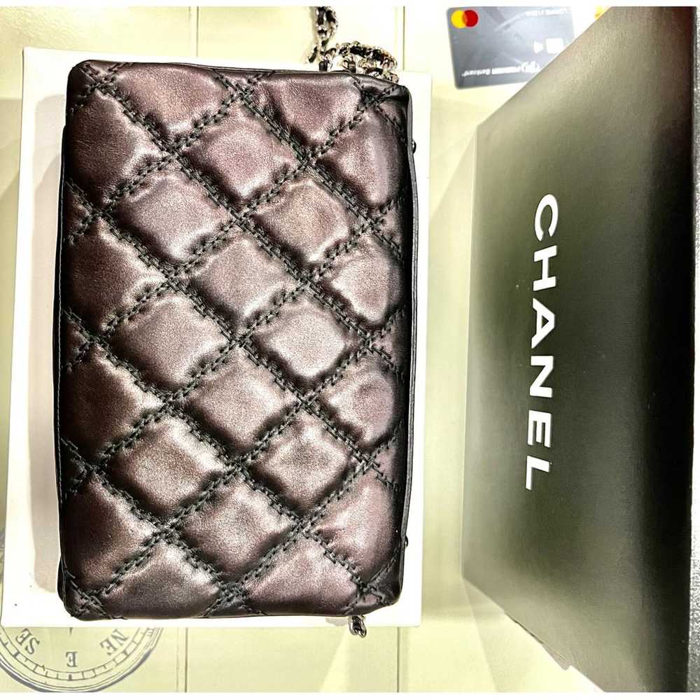 Chanel Leather handbag - image 6