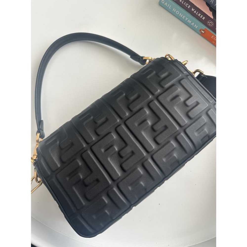 Fendi Baguette leather handbag - image 2