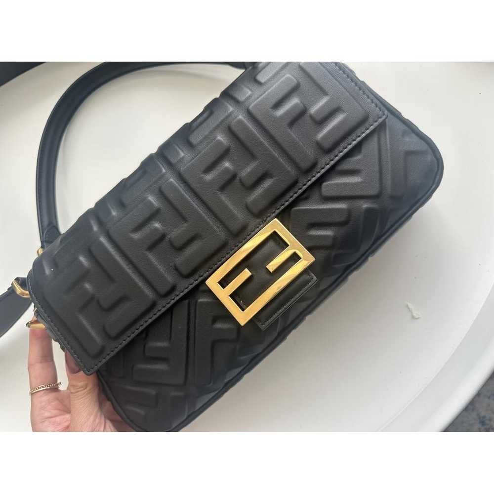 Fendi Baguette leather handbag - image 3