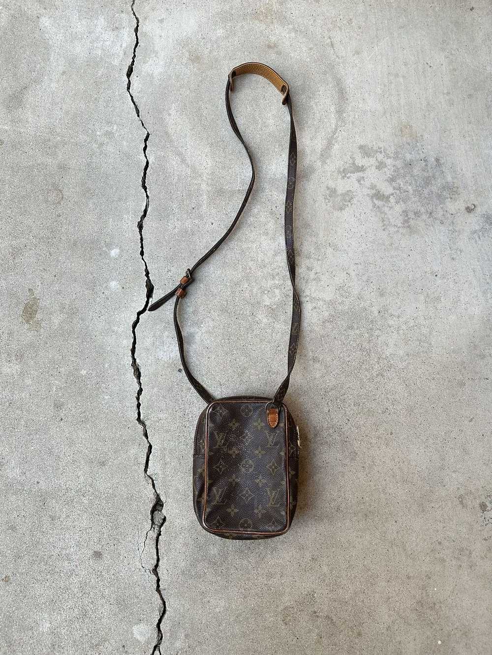 Louis Vuitton × Vintage Louis Vuitton Shoulder Bag - image 2