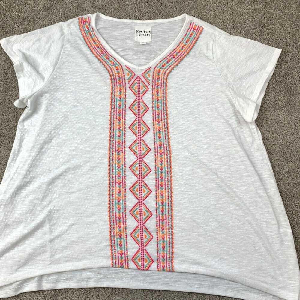 Vintage White V Neck Embroidered Knit Tunic Top S… - image 1