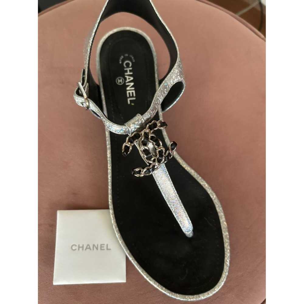 Chanel Leather flip flops - image 6