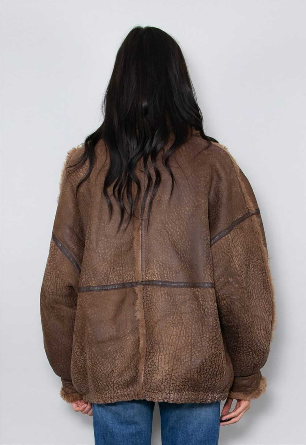 80's Ladies Vintage Brown Shearling Coat Sheepski… - image 4