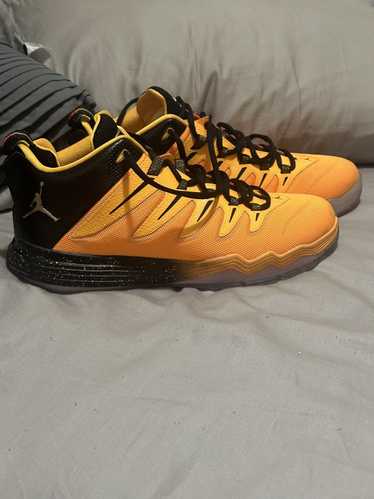 Nike Jordan Cp3- Yellow Dragon size 11