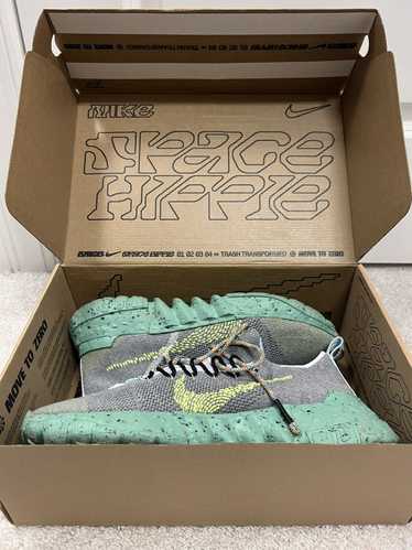 Nike Nike Space Hippie 01