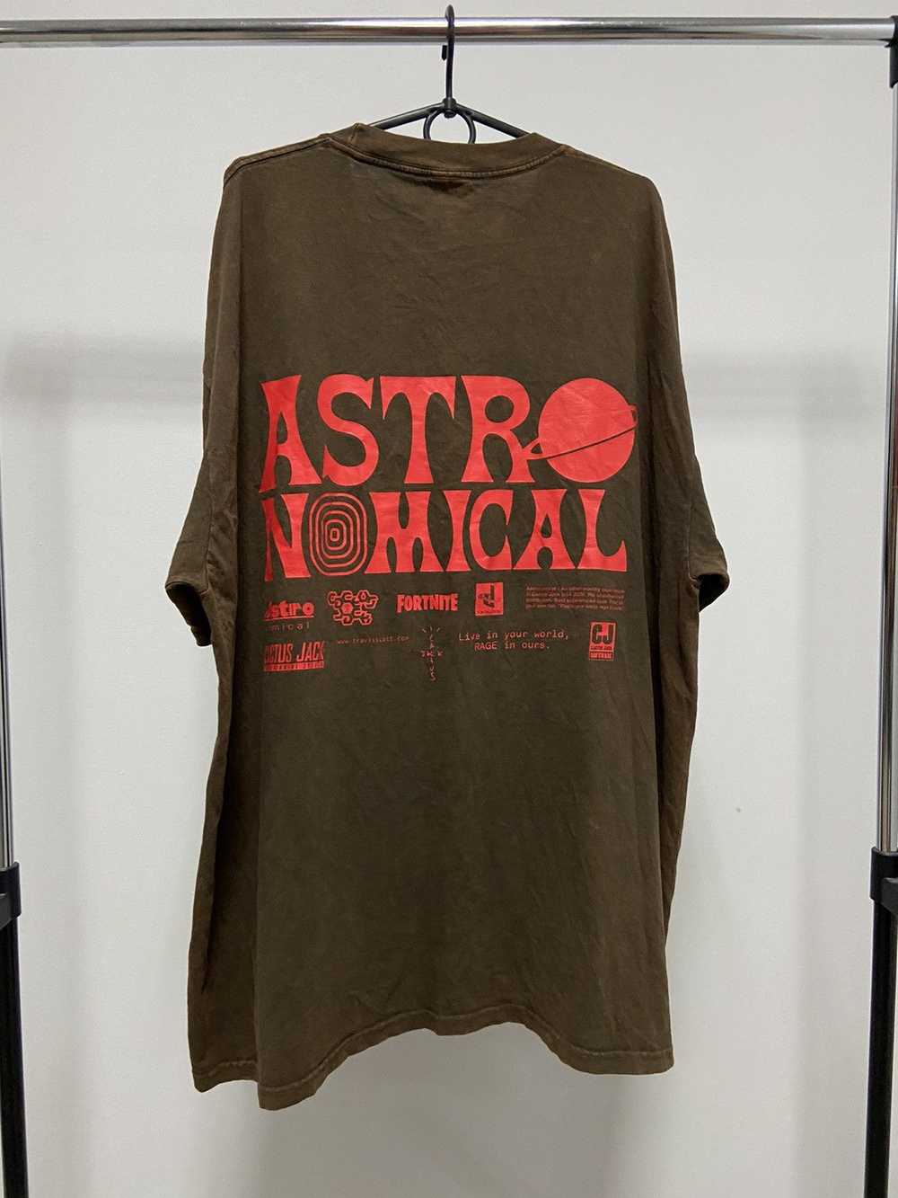 Rap Tees × Travis Scott × Vintage Astronomical Wo… - image 2