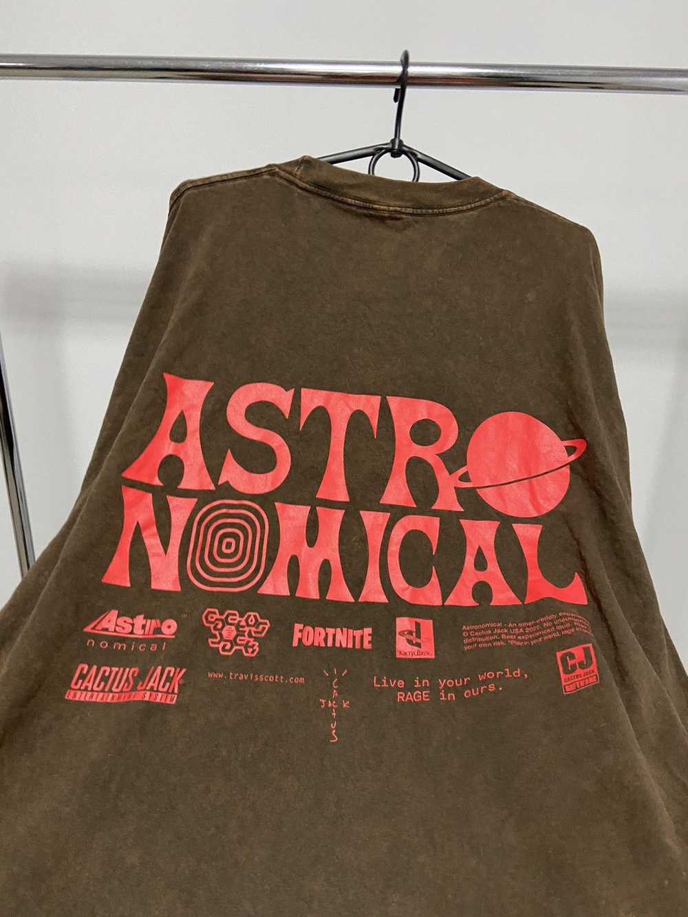 Rap Tees × Travis Scott × Vintage Astronomical Wo… - image 4