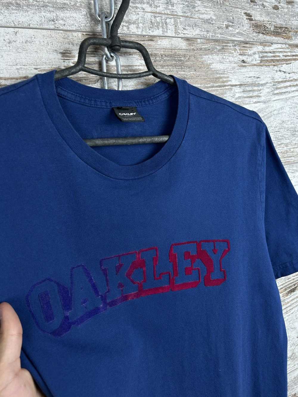 Oakley × Streetwear × Vintage Mens Oakley t shirt… - image 7