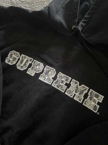 Supreme Supreme Lace Hooded Sweatshirt