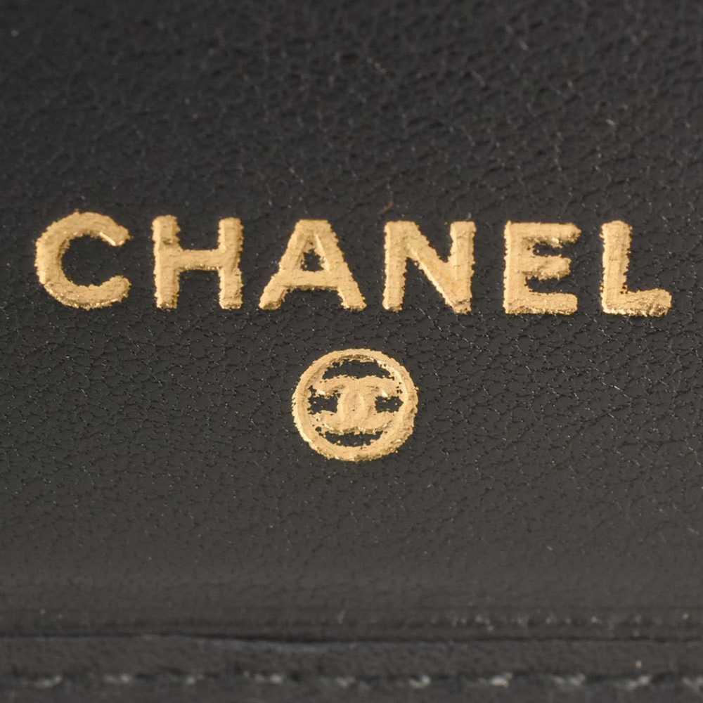 Chanel Matelassé Black Leather Wallet (Pre-Owned) - image 6