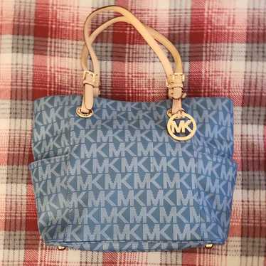 Michael Kors aqua jet set