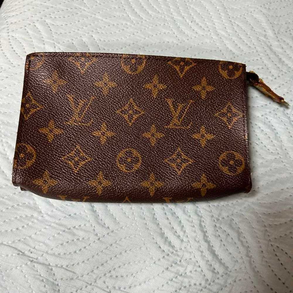 Louis Vuitton pouch. - image 1