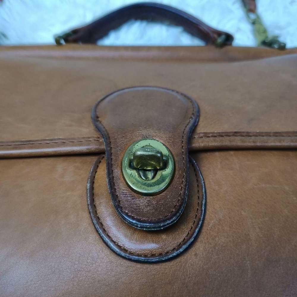 ✨Great product!✨ Old Coach Leather Shoulder Bag 2… - image 7