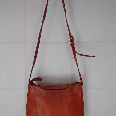 genten Tosca shoulder bag camel