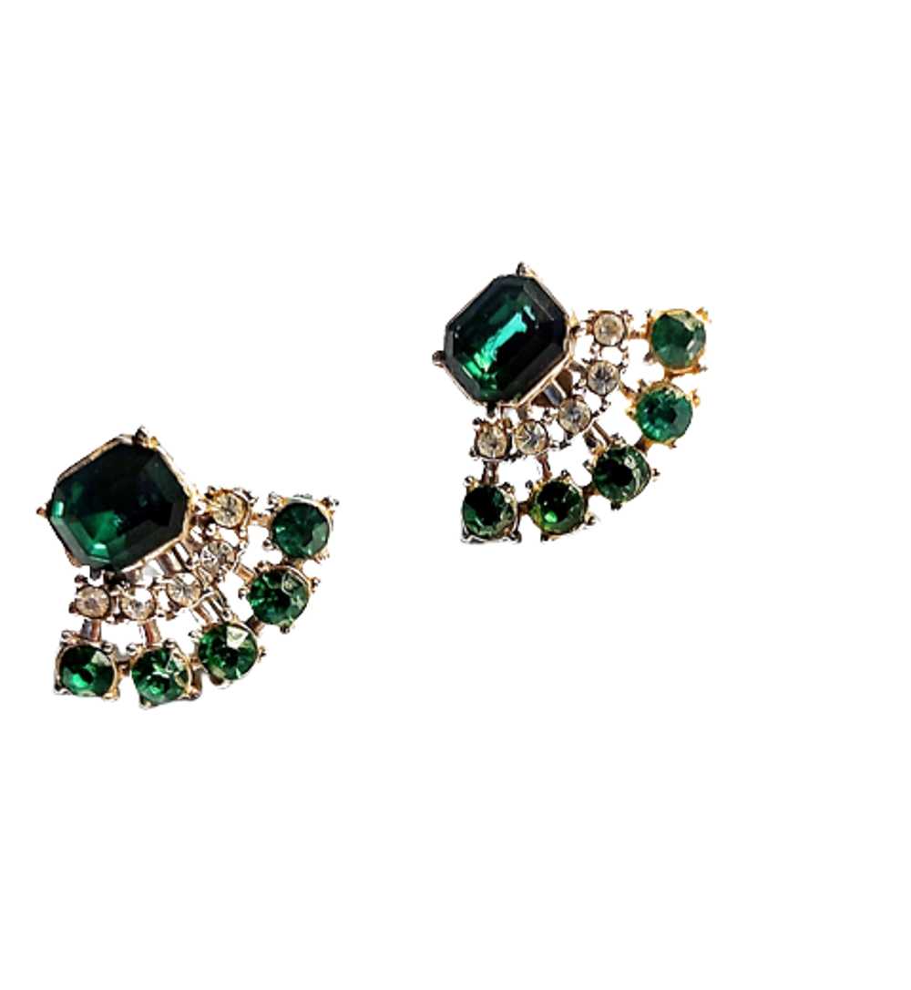 Vintage 1950s Fan Shape Earrings With Emerald Gre… - image 1