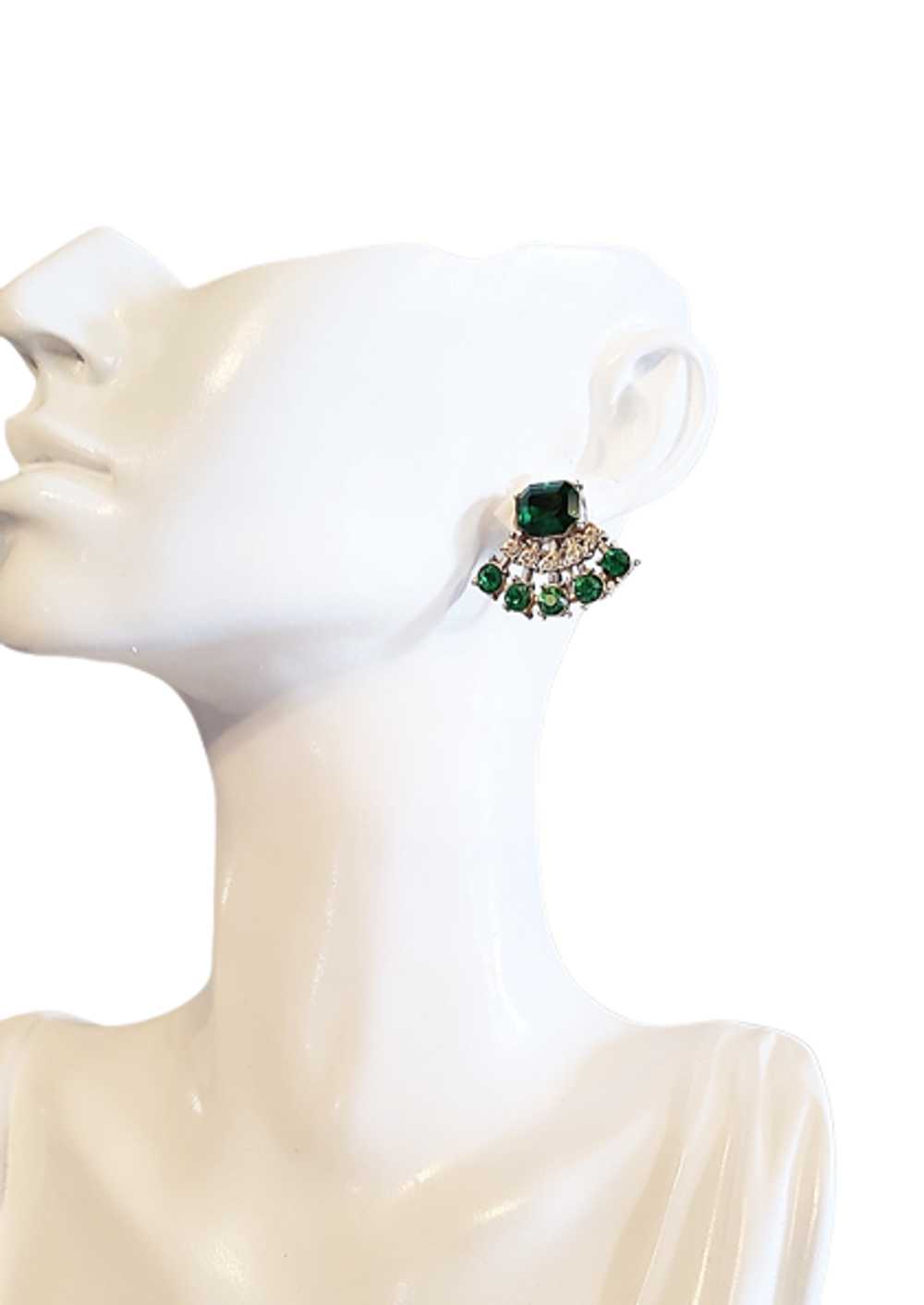 Vintage 1950s Fan Shape Earrings With Emerald Gre… - image 2