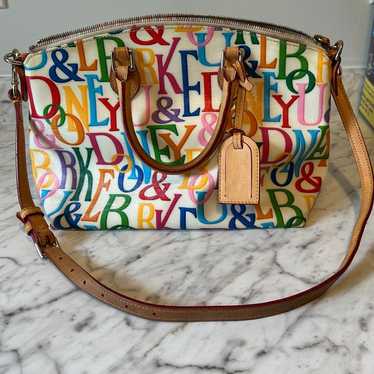 Dooney Bourke Rainbow Logo Monogram Retro GRAFICA… - image 1