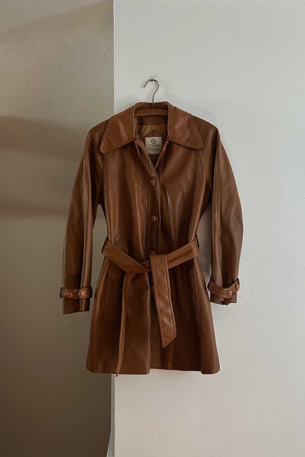 1970's CARAMEL FAUX LEATHER WRAP JACKET - image 2