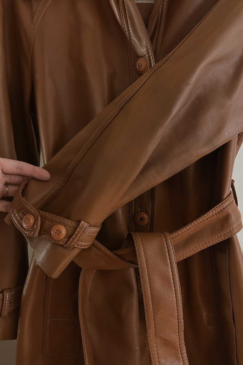 1970's CARAMEL FAUX LEATHER WRAP JACKET - image 3