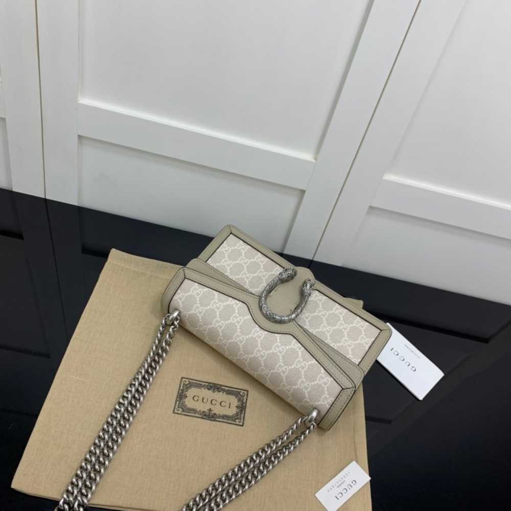 Gucci Shoulder Bags - image 8