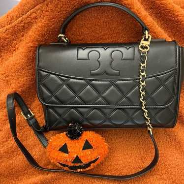 Tory burch black Savannah