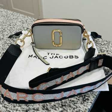 Marc Jacobs The Snapshot Bag in the Color  New Dus