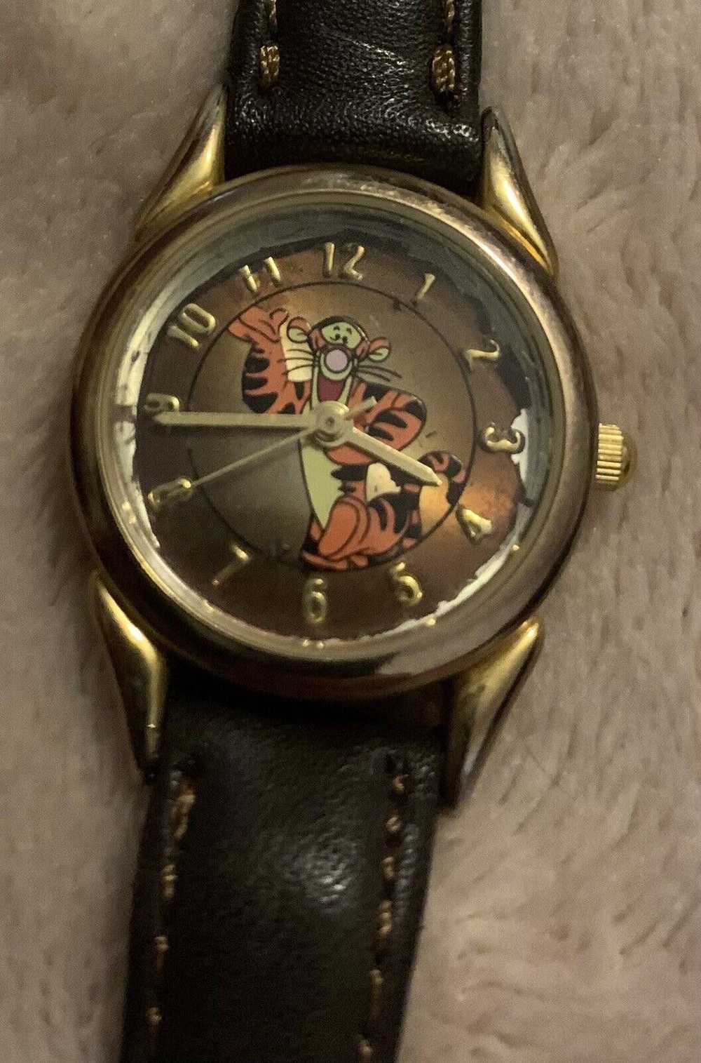 Disney Tigger Watch Disney Store - image 3