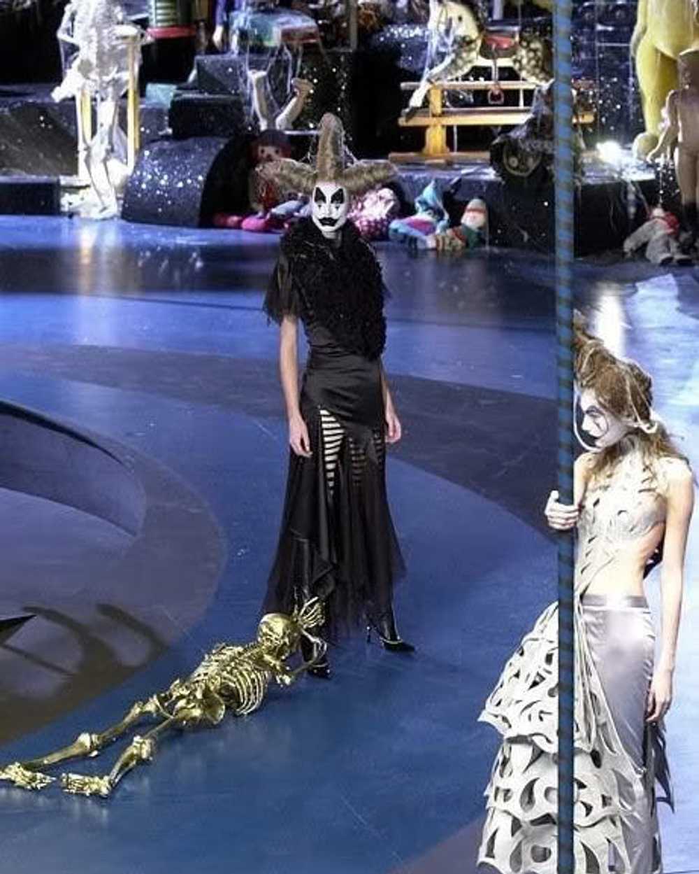 A/W 2001 'What a Merry-Go-Round' Black Gown - image 12