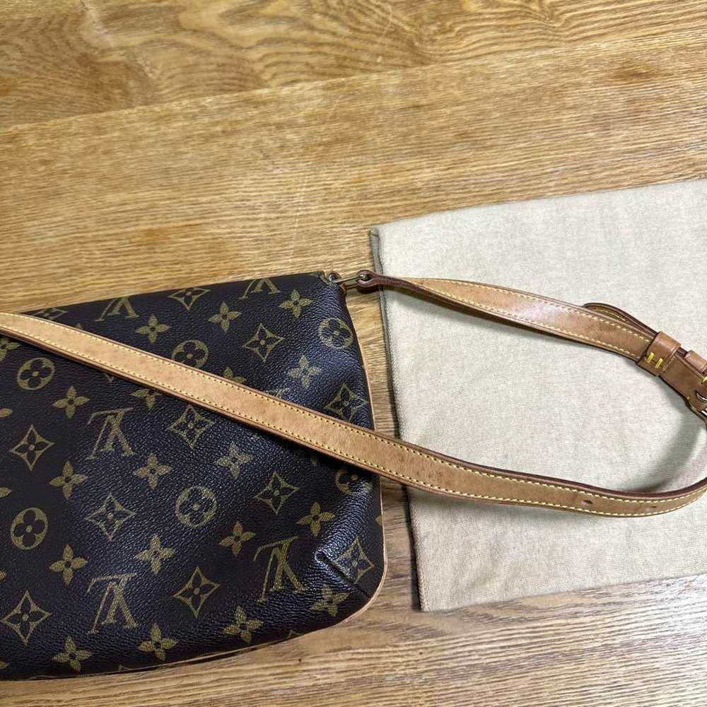 Louis Vuitton bag with storage bag included. - image 3