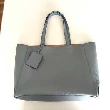 Tod's tote bag.