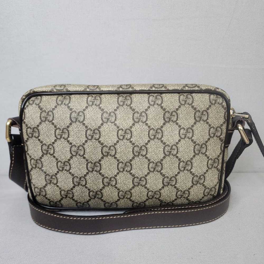 GUCCI GG Supreme Front Zip Camera Bag - image 7