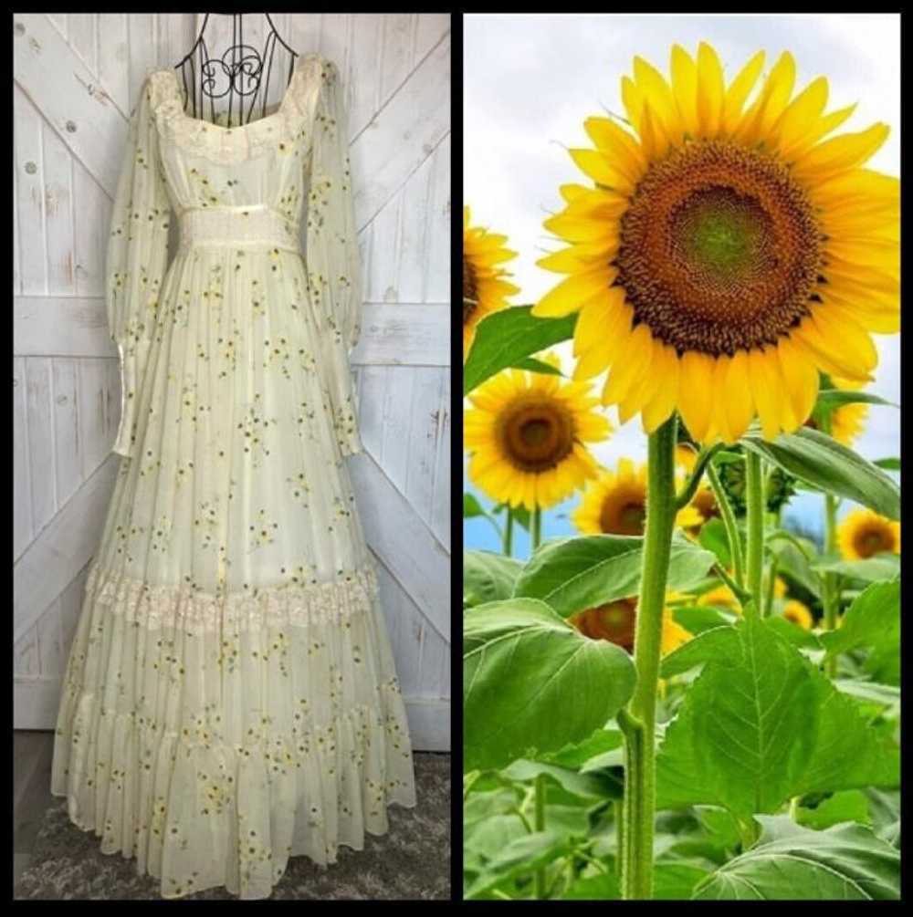 70's Vintage Gunne Sax Yellow Black Green Sunflow… - image 1