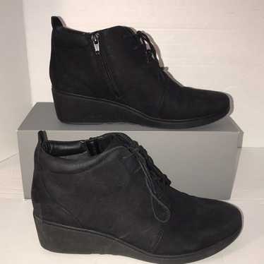 Unstructured Clarks Ankle Boots