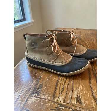 Sorel Womens Waterproof Leather Duck Boots Size 9 - image 1