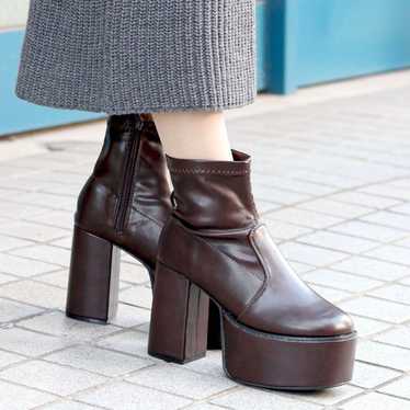 Lightweight platform square toe boots with chunky… - image 1