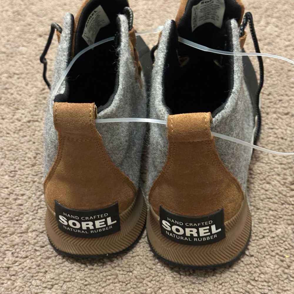 Sorel Out N About Boots womesn size 11 - image 5